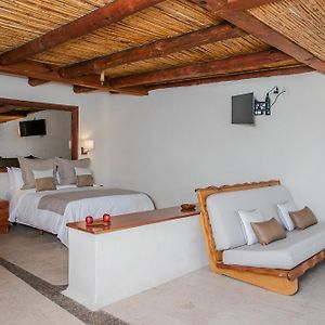 Suite con Cama King Adaptada para Discapacitados